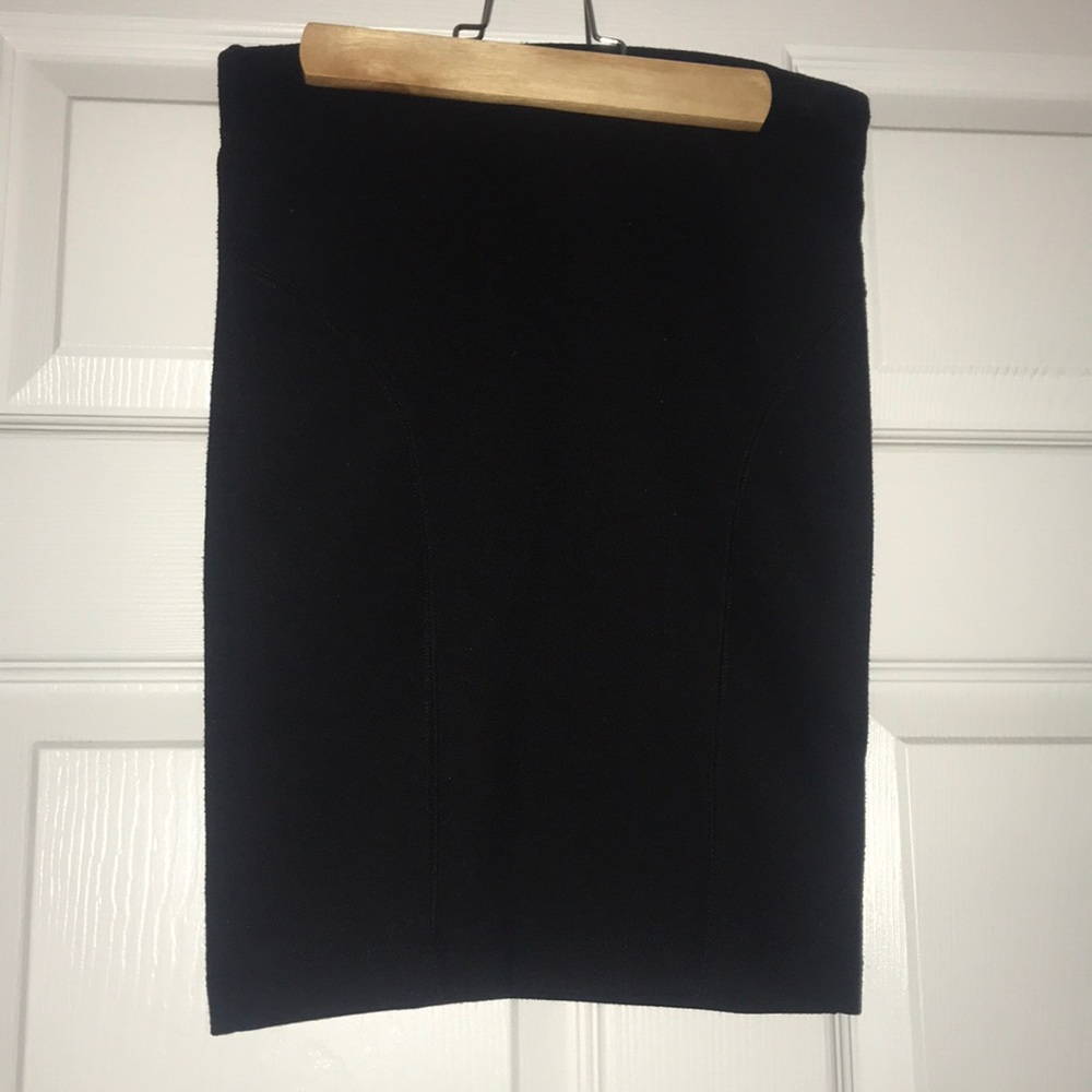 Black pencil skirt